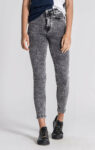 Grey-Acid-Wash-Skinny-Jeans-1